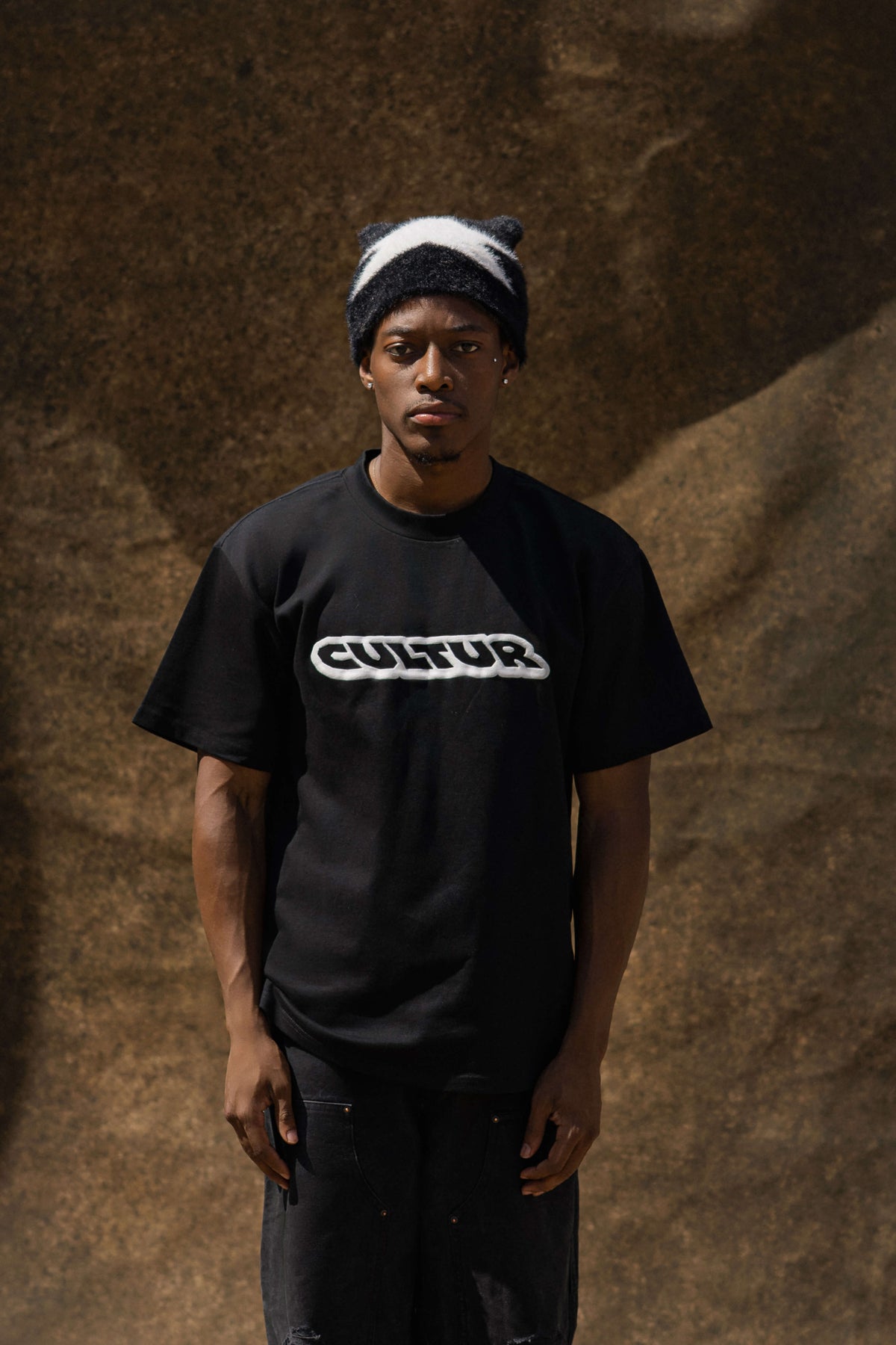 CULTUR FAMILY Puff T-Shirt — Black / White