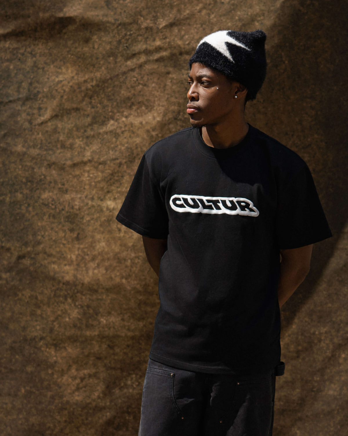 CULTUR FAMILY Puff T-Shirt — Black / Green