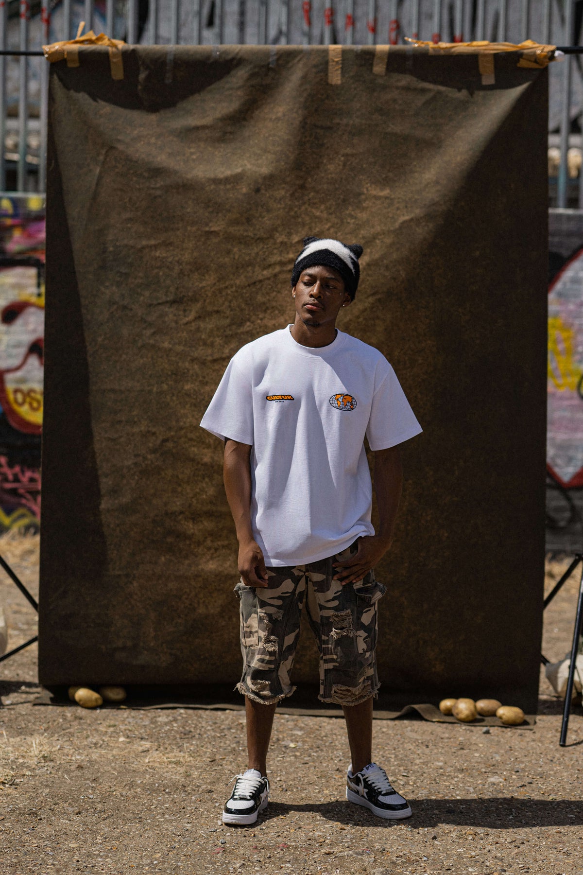 CULTUR Globe Graphic T-Shirt — White